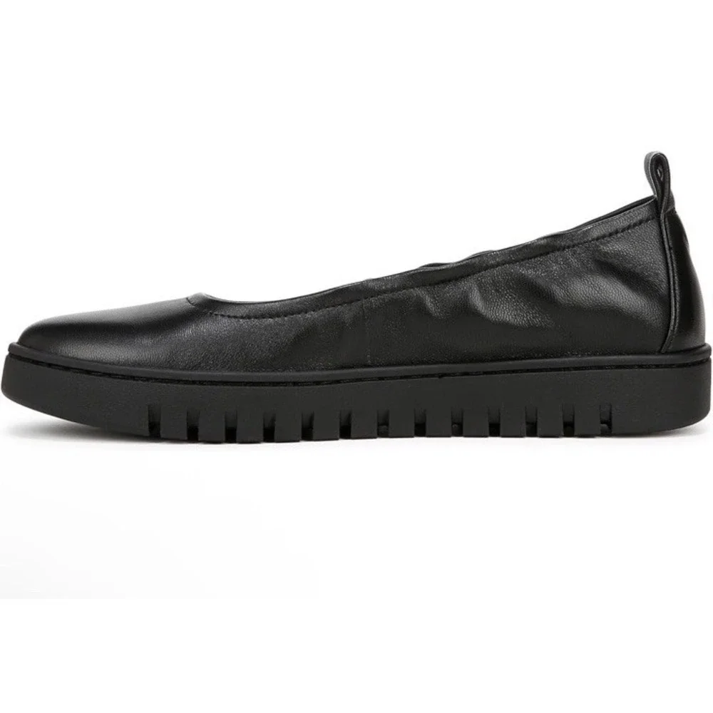 Vionic Womens Uptown Ballet Slip-ons Black Leather 7 Medium Supportive New